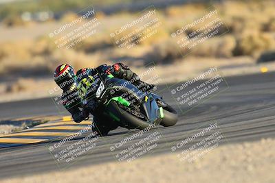 media/Nov-17-2024-CVMA (Sun) [[1fec520723]]/Race 17-Amateur Supersport Middleweight/